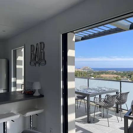 Magnifique T2 Vue Sur La Baie De * Calvi (Corsica)