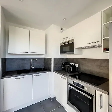 Magnifique T2 Vue Sur La Baie De Calvi (Corsica)