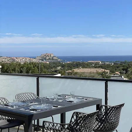 Magnifique T2 Vue Sur La Baie De * Calvi (Corsica)